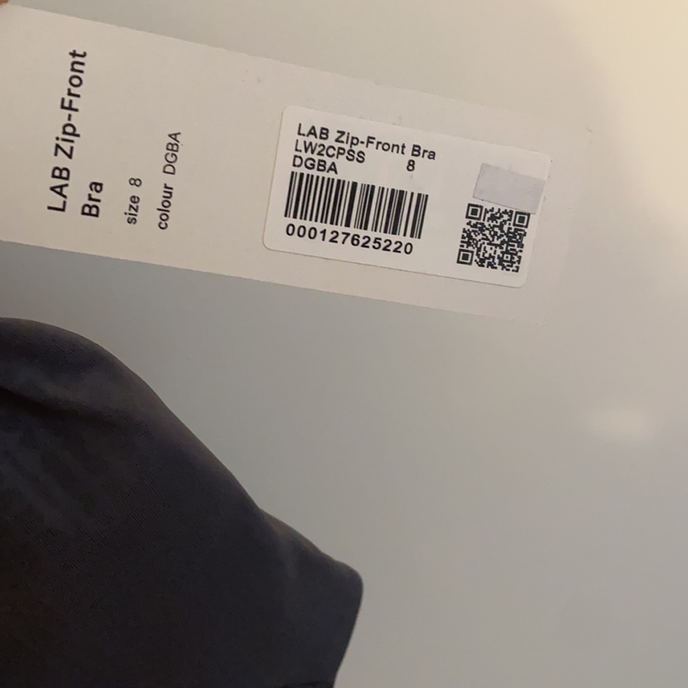 NWT LULULEMON LAB ZIP FRONT BRA 💫 GREY 8 - Picture 2 of 3
